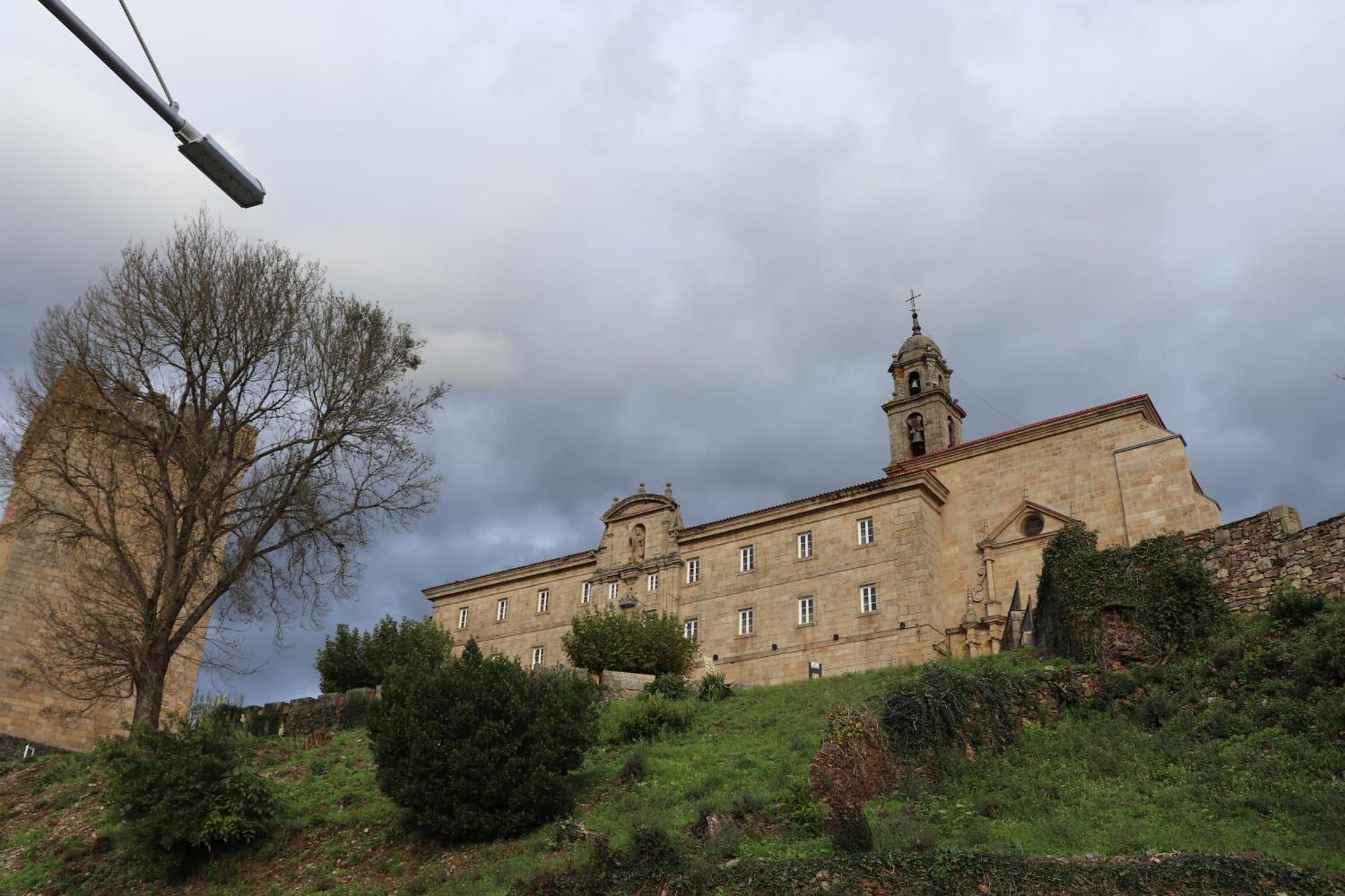 Acogedor Apartamento Ribeira Sacra Monforte De Lemos Extérieur photo